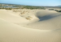 Sa mạc trên vùng đất nắng Ninh Thuận