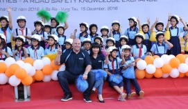 Quỹ Phòng chống Thương vong châu Á trao tặng 1000 mũ bảo hiểm cho học sinh Vũng Tàu