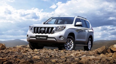 Land Cruiser Prado 2017: Mạnh mẽ và phong cách