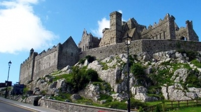 Khám phá pháo đài Rock of Cashel - Ireland