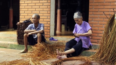 Làng nghề đan cỏ tế ở Lưu Thượng