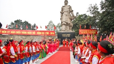 Lễ hội Đống Đa