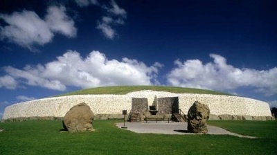 Newgrange tươi đẹp