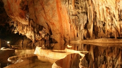 Ngỡ ngàng kỳ quan 'Động Phong Nha của châu Âu'