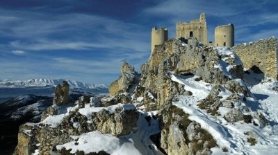 Những 'thị trấn ma' nghìn tuổi ở Italy