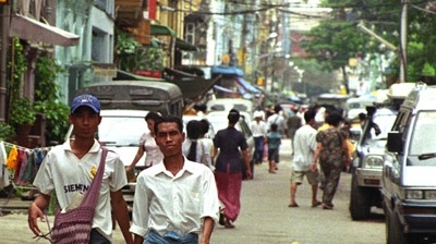 Váy longyi ở Myanmar