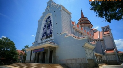 Vẻ đẹp của nhà thờ tráng lệ bậc nhất Việt Nam
